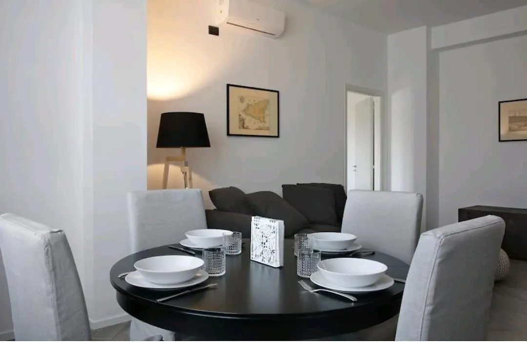 Apartment La Petite Maison Gelone Syracuse Italy